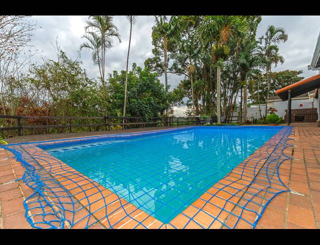 4 BEDROOM HOUSE FOR SALE IN COWIES HILL